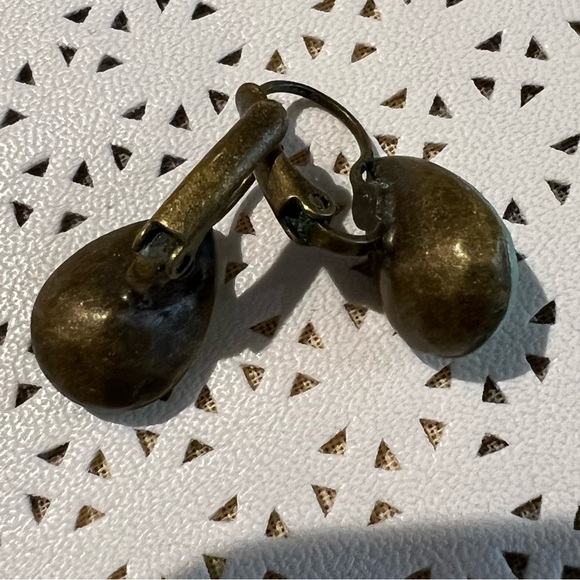 SALE !!!!!!!Set of 6 earrings in a glass box - Picture 9 of 12